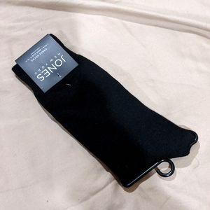 Pair of Jones New York dress sock black